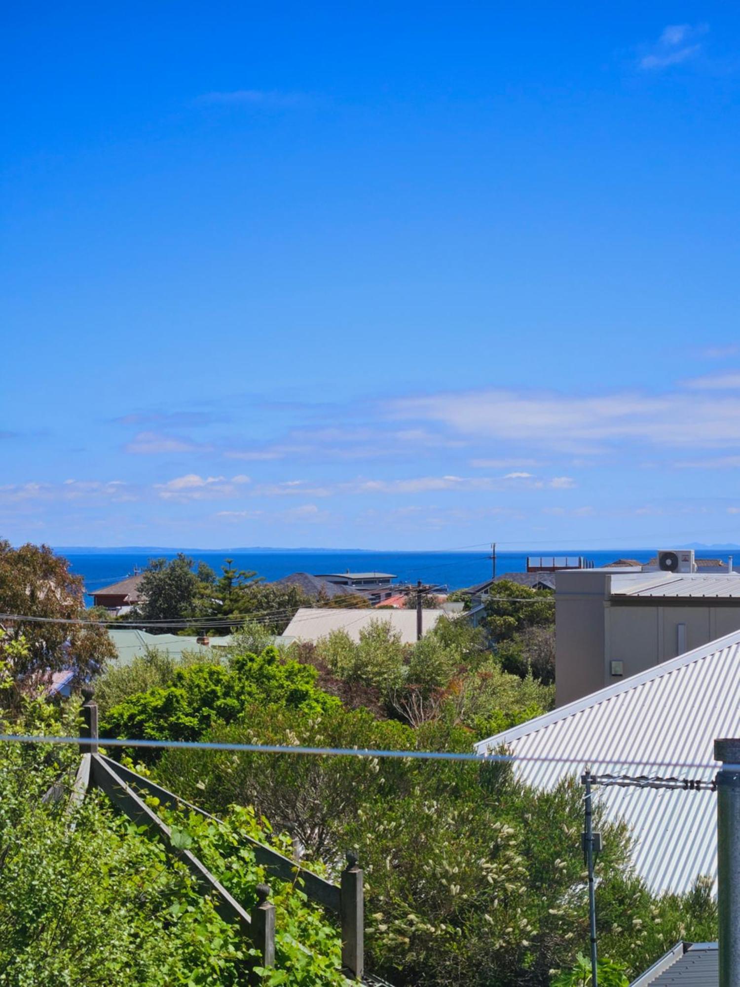 Hotel By The Seaside Mornington Exterior foto