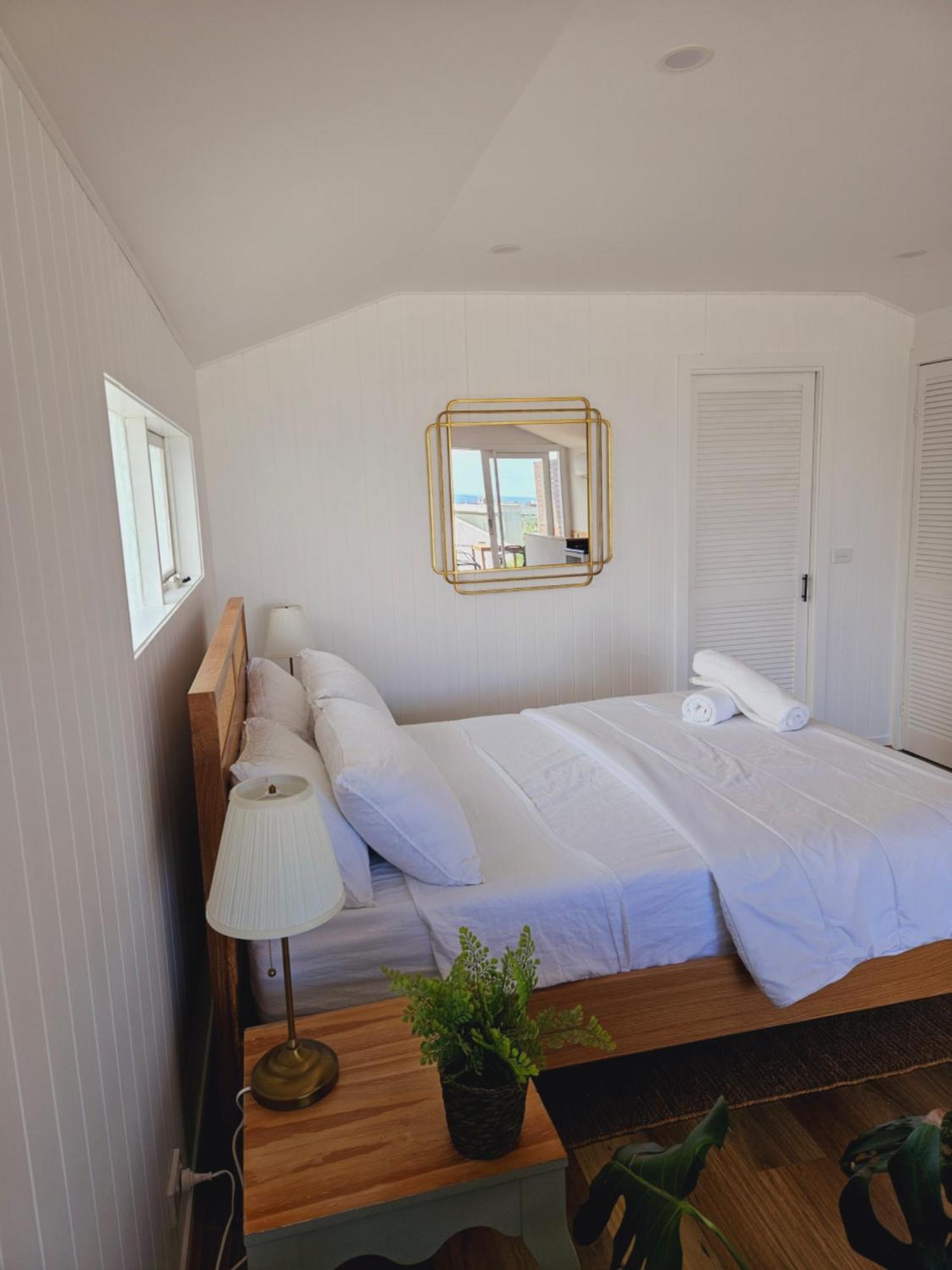 Hotel By The Seaside Mornington Exterior foto